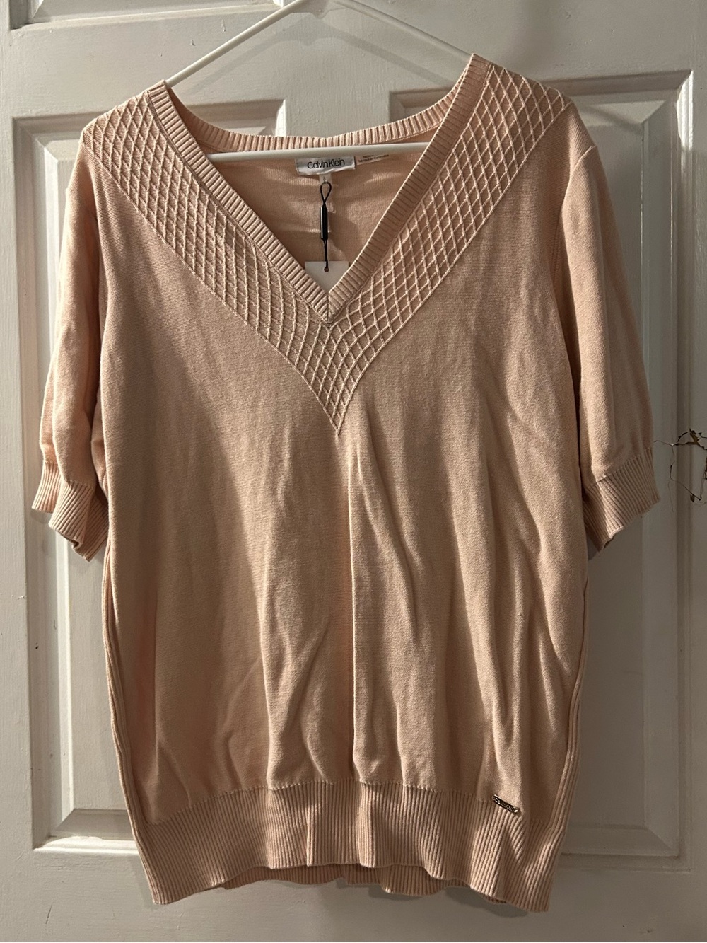 Calvin Klein Women's V-Neck Short Sleeve Sweater in Blush Peach